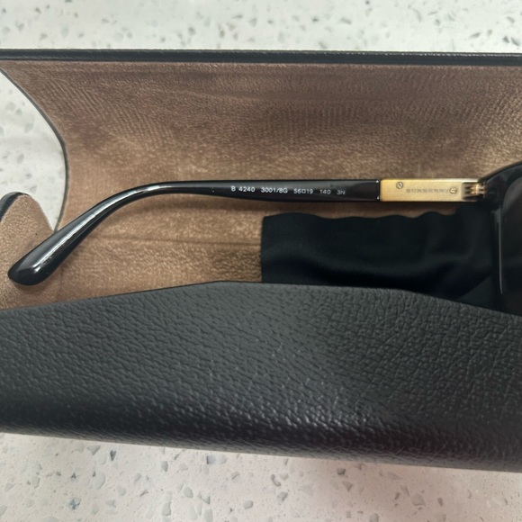 Burberry Sunglasses - Picture 5 of 6